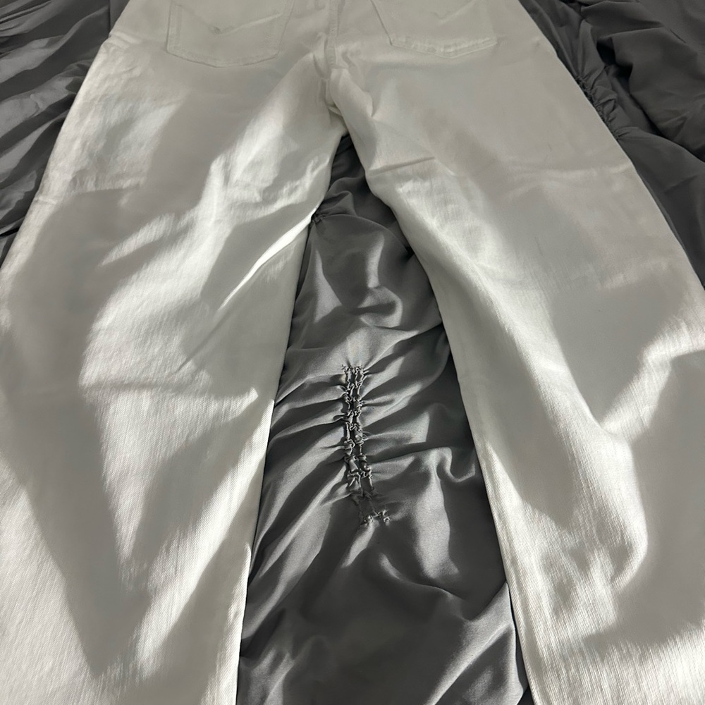Women’s Hudson jeans size 32 white button fly wide leg jeans